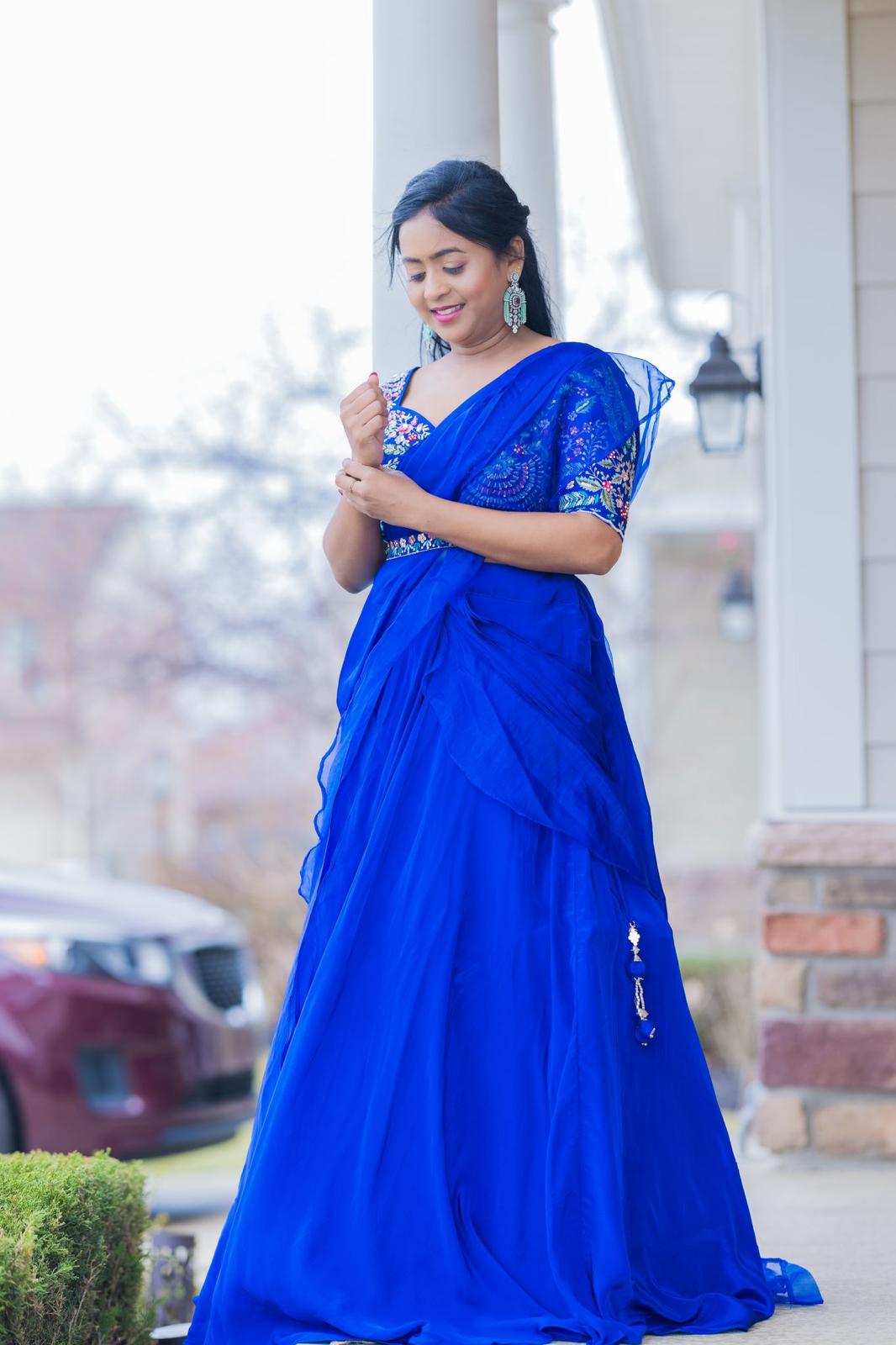 Decorative sewing element